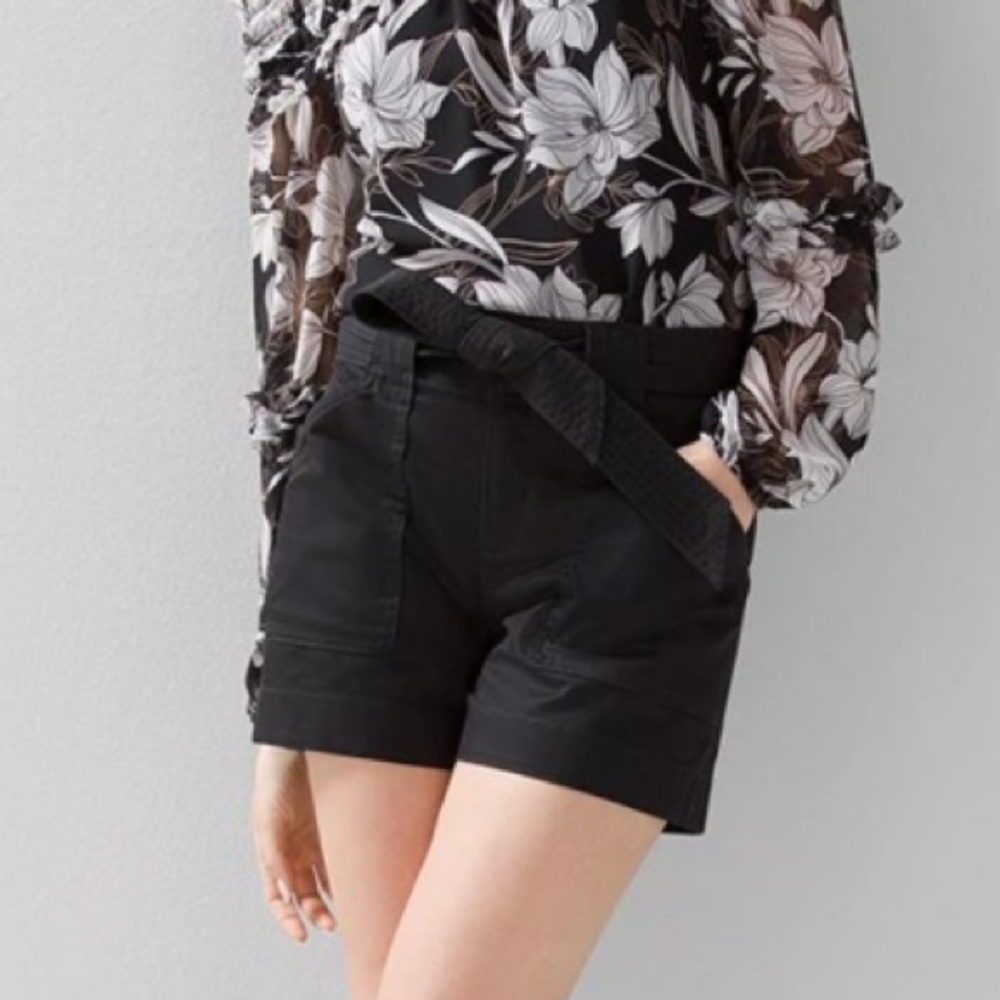 WHITE HOUSE BLACK MARKET Women's High-Rise Black 5” Shorts 0